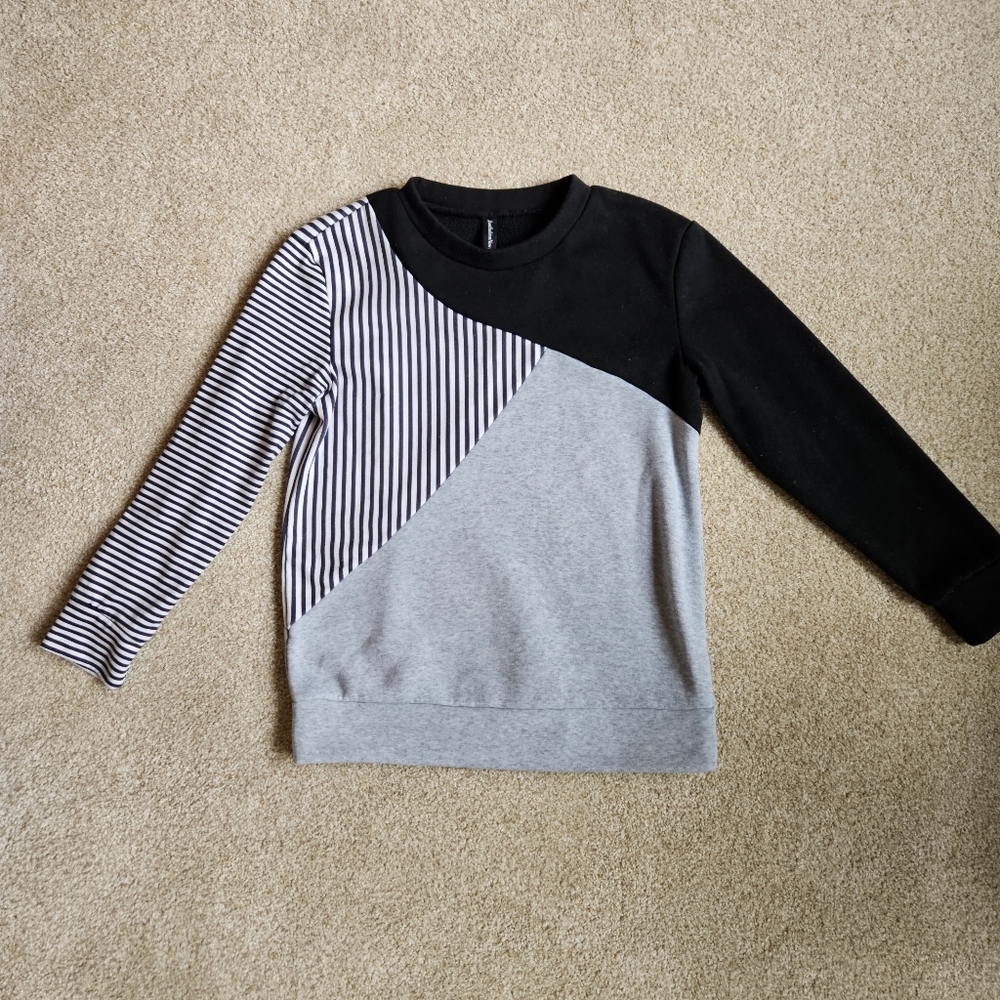 Just Fashion Now | Size S Women's | Colorblock Top - Black, Gray & White Stripe - Picture 2 of 11